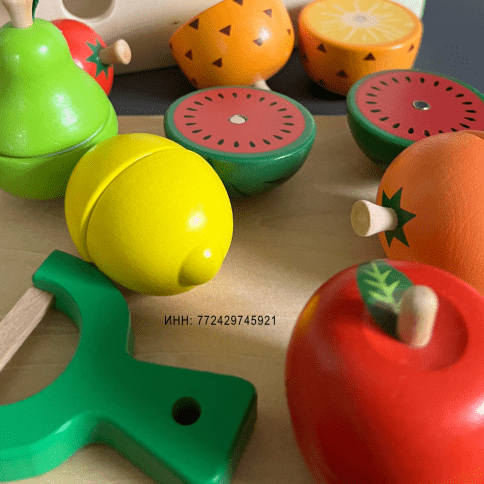 Развивающий сюжетно-ролевой набор деревянных 3D продуктов для нарезки с разделочной доской «Готовим Фруктовый Салат» | Игрушки для детской кухни фото 4