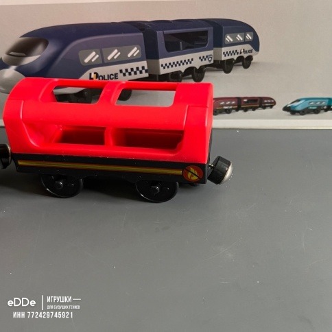 Электромеханический локомотив с двумя вагонами для железных дорог | Совместимы со железными дорогами IKEA и BRIO фото 4